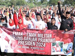 Relawan Ganjar Kenalkan Seni Macapat-Gelar Bazar Murah di Jombang Jatim