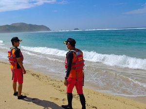Terpeleset dari Tebing Saat Memancing, Pria di Lombok Hilang Terpeleset dari Tebing Saat Memancing, Pria di Lombok Hilang