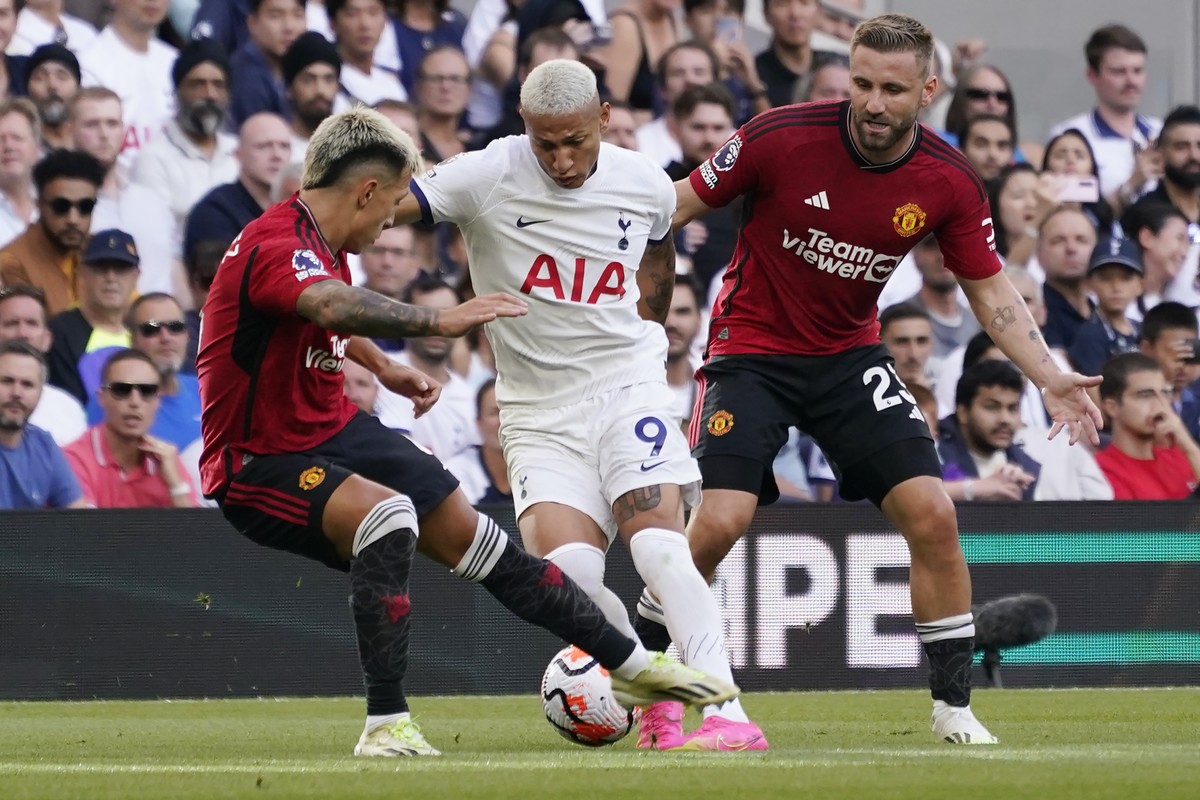 Tottenham Hotspur mengalahkan tamunya, Manchester United, 2-0 di lanjutan Liga Inggris. (Foto: AP/Alberto Pezzali)