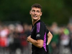 CEO Inter Milan: Datangkan Pavard Bukan Ilusi