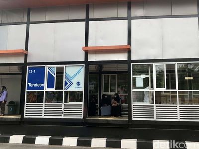 Beroperasi Kembali, Begini Kondisi Terkini Halte Tendean Usai Terbakar