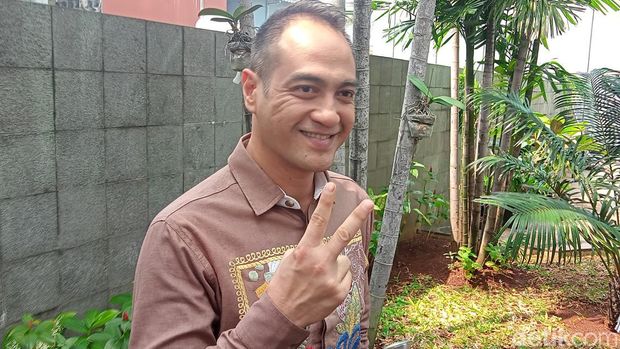 Ferry Irawan saat ditemui di kawasan Trans TV.