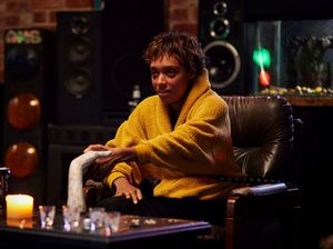 Talk to Me Hadirkan Cerita Horor Tangan Misterius, Berani Nonton?