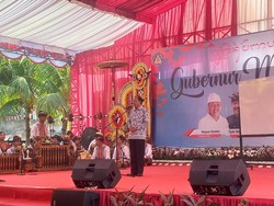 Koster Janjikan Insentif Pendidikan-Kesehatan agar Nyoman dan Ketut Tak Punah