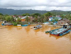 Jeritan Warga Halteng Krisis Air Bersih gegara Sungai Sagea Tercemar Tambang