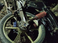 Tak Pakai Helm, Mahasiswa Tewas Tabrak Pohon di Kota Kupang