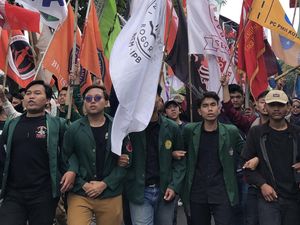 BEM FIS UNJ Tantang Ganjar-Anies-Prabowo Bicara soal Pendidikan