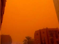 Langit Maroko Berwarna Oranye Bak Akhir Zaman