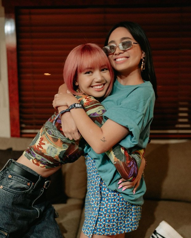 Lisa BLACKPINK awalnya menggemari lagu NIKI/Foto: Instagram/nikizefanya