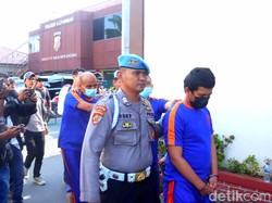 Nyambi Jualan Sinte, Kevin Pegawai SPBU Karawang Ditangkap Polisi