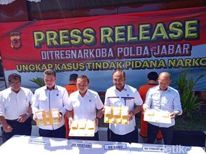 Tamat Kiprah Duo Bandar-Kurir Sabu 1 Kg di Tangan Polisi