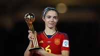 Spanyol untuk kali pertama merebut gelar juara dunia setelah pada laga final menaklukkan Inggris dengan skor 1-0 lewat. Gelandang Aitana Bonmati berhak menerima penghargaan Golden Ball sebagai Pemain Terbaik Piala Dunia Wanita 2023, menyusul kontribusi besarnya untuk timnas wanita Spanyol.  