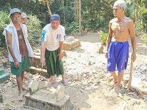 OTK Pembongkar Makam di Jember Diduga Lebih Satu Orang OTK Pembongkar Makam di Jember Diduga Lebih Satu Orang