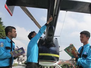 Wow! Siswa SMK di Malang Pelajari Helikopter