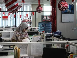 Pemprov DKI Ungkap Baru 13% ASN WFH di Hari Pertama Pemprov DKI Ungkap Baru 13% ASN WFH di Hari Pertama
