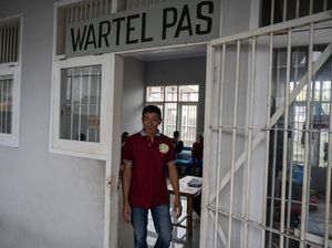 Ini Cara Warga Binaan di Lapas Telepon Sanak Keluarga Ini Cara Warga Binaan di Lapas Telepon Sanak Keluarga