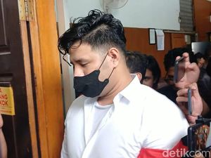 Ammar Zoni Merugi Ratusan Juta Rupiah Akibat Tersandung Kasus Narkoba Ammar Zoni Merugi Ratusan Juta Rupiah Akibat Tersandung Kasus Narkoba