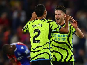 Arsenal Menang karena Berjuang Mati-matian