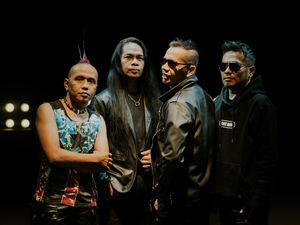 Band Kapten Bangun dari Tidur Panjang Lewat Lagu Legenda Band Kapten Bangun dari Tidur Panjang Lewat Lagu Legenda