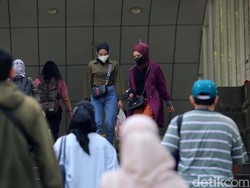 Wajib Tahu! Dokter Imunologi Ungkap Beda Batuk Karena Polusi Vs Flu