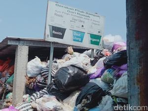 Gunungan Sampah di Tengah Pasar Gentongan Klaten, Pemkab Turun Tangan Gunungan Sampah di Tengah Pasar Gentongan Klaten, Pemkab Turun Tangan