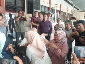 Pertemuan Haru Lusi dan Keluarga Usai Sempat Disekap di Malaysia