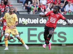 Manchester City Sepakat Boyong Jeremy Doku dari Rennes