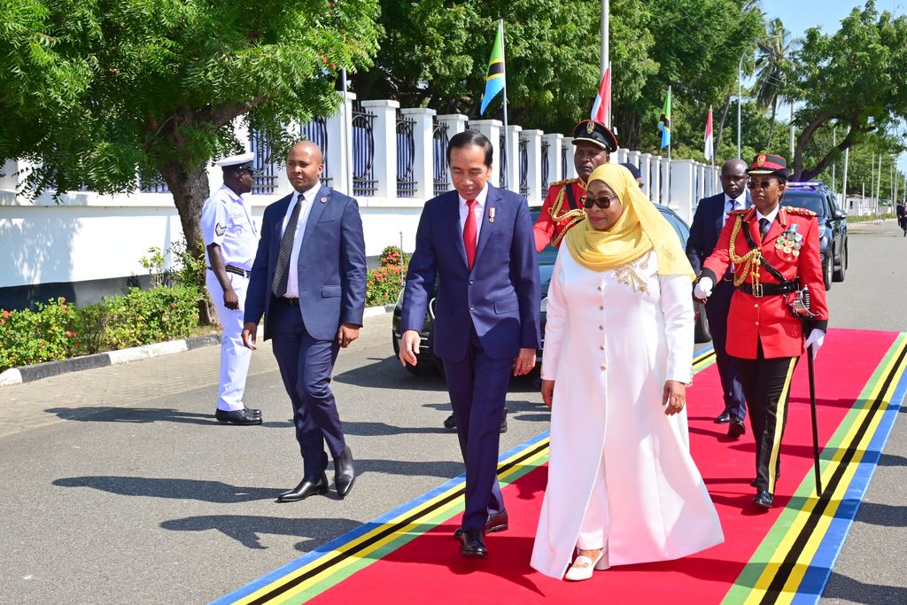 Jokowi bertemu Presiden Tanzania Samia Suluhu Hassan (Muchlis Jr/Biro Pers Sekretariat Presiden)