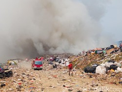7 Hal Diketahui soal Kebakaran Gunungan Sampah di TPA Sarimukti