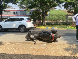 YouTuber yang Dikepung Ojol Komentari Kecelakaan Pemotor Lawan Arah