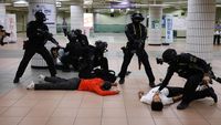 Militer Korsel Gelar Latihan Anti Teror di Stasiun Bawah Tanah