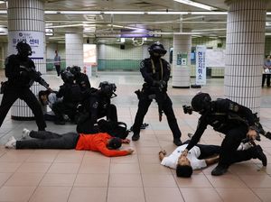 Militer Korsel Gelar Latihan Anti Teror di Stasiun Bawah Tanah