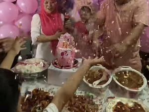 Pesta Ultah Viral Bikin Emosi, Makanan Tak Bisa Disantap Kena Plastik Konfeti