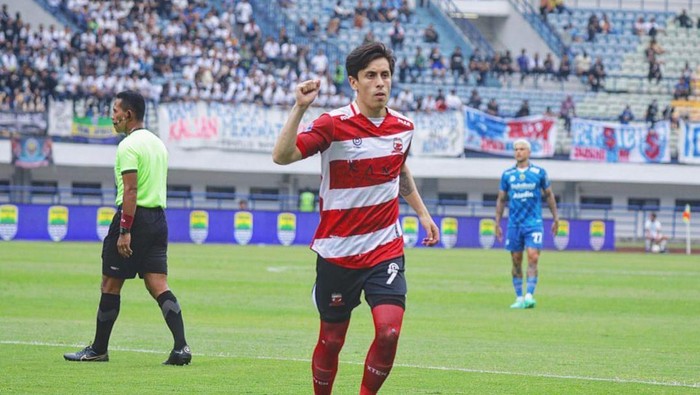 Pemain Madura United Francisco Israel Rivera