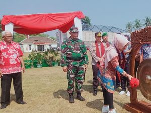 Bupati Klaten Apresiasi TNI-Polri yang Dukung Program KBMKB ke-16