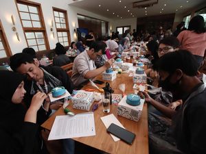 Serunya Bikin Kue Bareng di Ultah Jenius