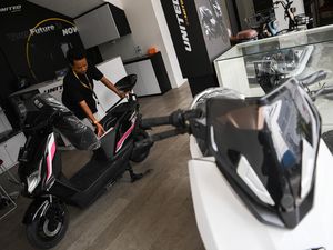 Daftar Harga Motor Listrik Subsidi, Siapapun Boleh Beli cuma Modal KTP