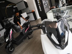 Daftar Harga Motor Listrik Subsidi, Siapapun Boleh Beli cuma Modal KTP