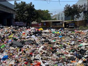 Bandung Raya Darurat Sampah gegera Kebakaran Sarimukti