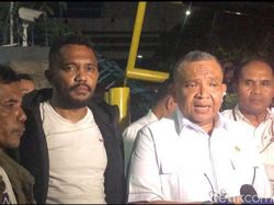 Wamenaker Temui Massa Demo, Janji Fasilitasi Pertemuan dengan Menaker