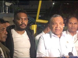 Wamenaker Temui Massa Demo, Janji Fasilitasi Pertemuan dengan Menaker