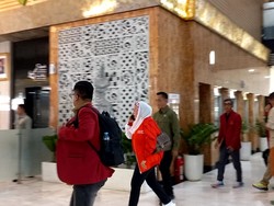 Yenny Wahid Temui Menpora Dito, Ada Apa?