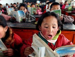AS Batasi Visa Pejabat China karena Asimilasi Paksa Jutaan Anak Tibet
