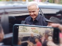 Ketum Parpol Koalisi Bertemu Megawati di DPP PDIP, Ganjar: Saya Izin