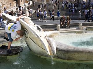 Italia Panas Banget, Suhu Mencapai 37 Derajat Celcius Italia Panas Banget, Suhu Mencapai 37 Derajat Celcius