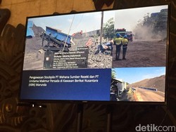 KLHK Pelototi Stockpile Batu Bara di KBN Marunda Terkait Polusi Udara