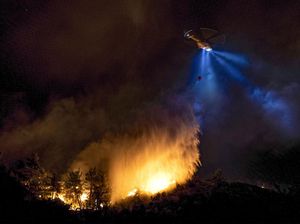 Ngeri Kebakaran Hutan Hanguskan Desa Turki, 5 Orang Tewas-44 Luka