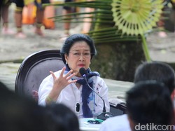 Resmikan Patung Bung Karno di Jogja, Megawati Singgung soal Supersemar