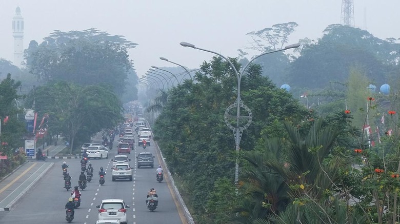 Pontianak Dikepung Asap Karhutla Kiriman
