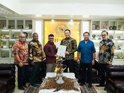 Terima Aduan Dugaan Penyimpangan CSR, Bamsoet Akan Datangi BP Tangguh